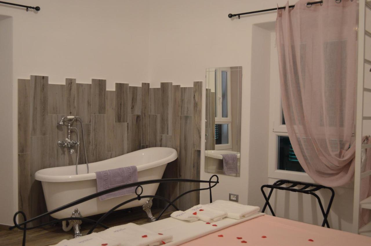 Au Giardin Hotel Varigotti Exterior photo